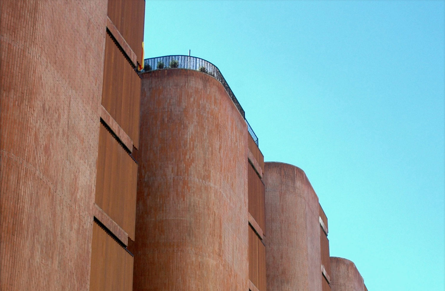 Edificio Girasol