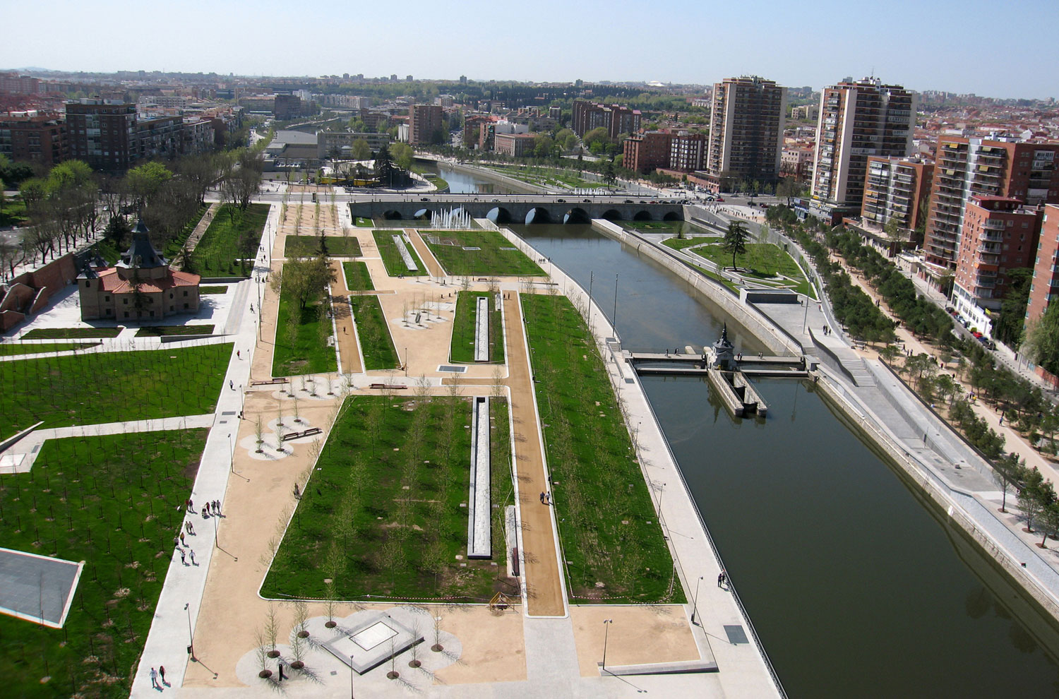 Madrid Río linear park